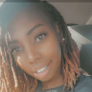 Meet your Posher, Jamila